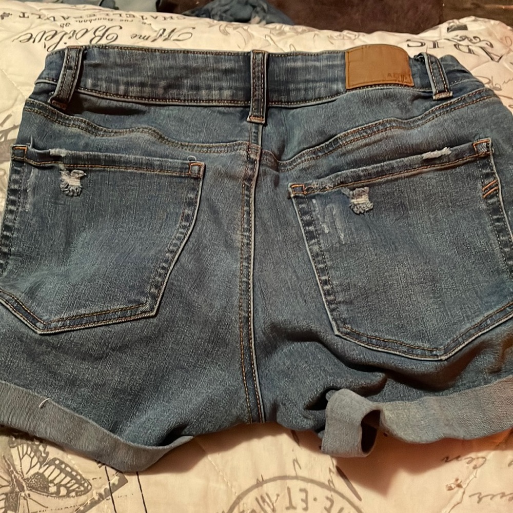 mid rise aero jean shorts